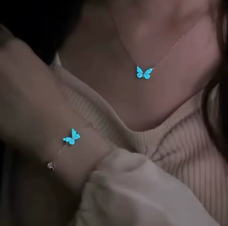 Collar + Pulsera Mariposa Brillante - Set Glowfly